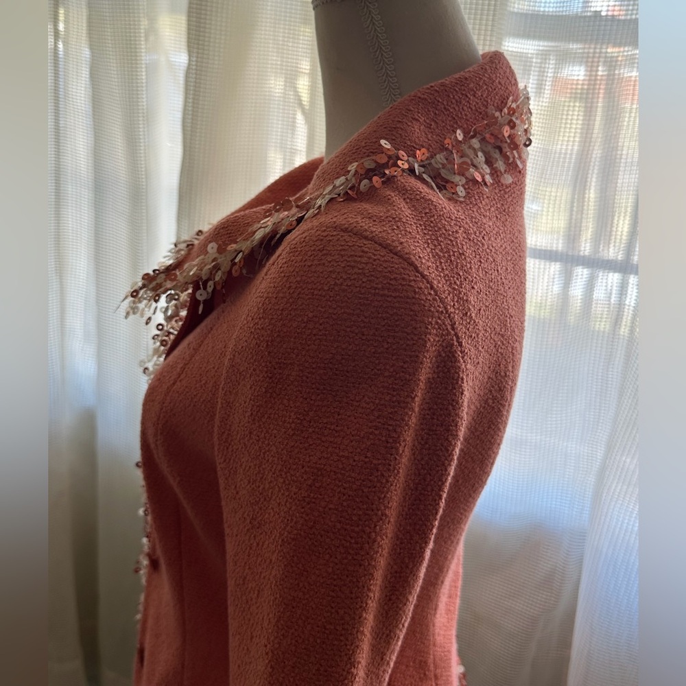 Louis Feraud Vintage Coral Embellished Women's Blazer and Skirt Set - Picture 5 of 13